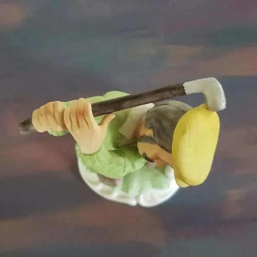 GREAT DAD'S DAY GIFT! Vintage Lefton Old Man Golfing Porcelain Figurine #2776